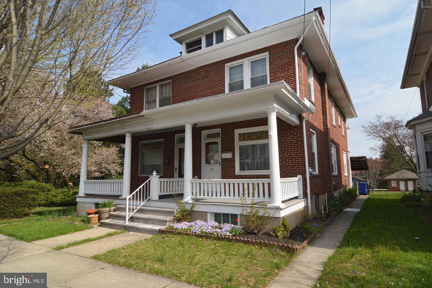329 Penn Ave, Robesonia, PA 19551