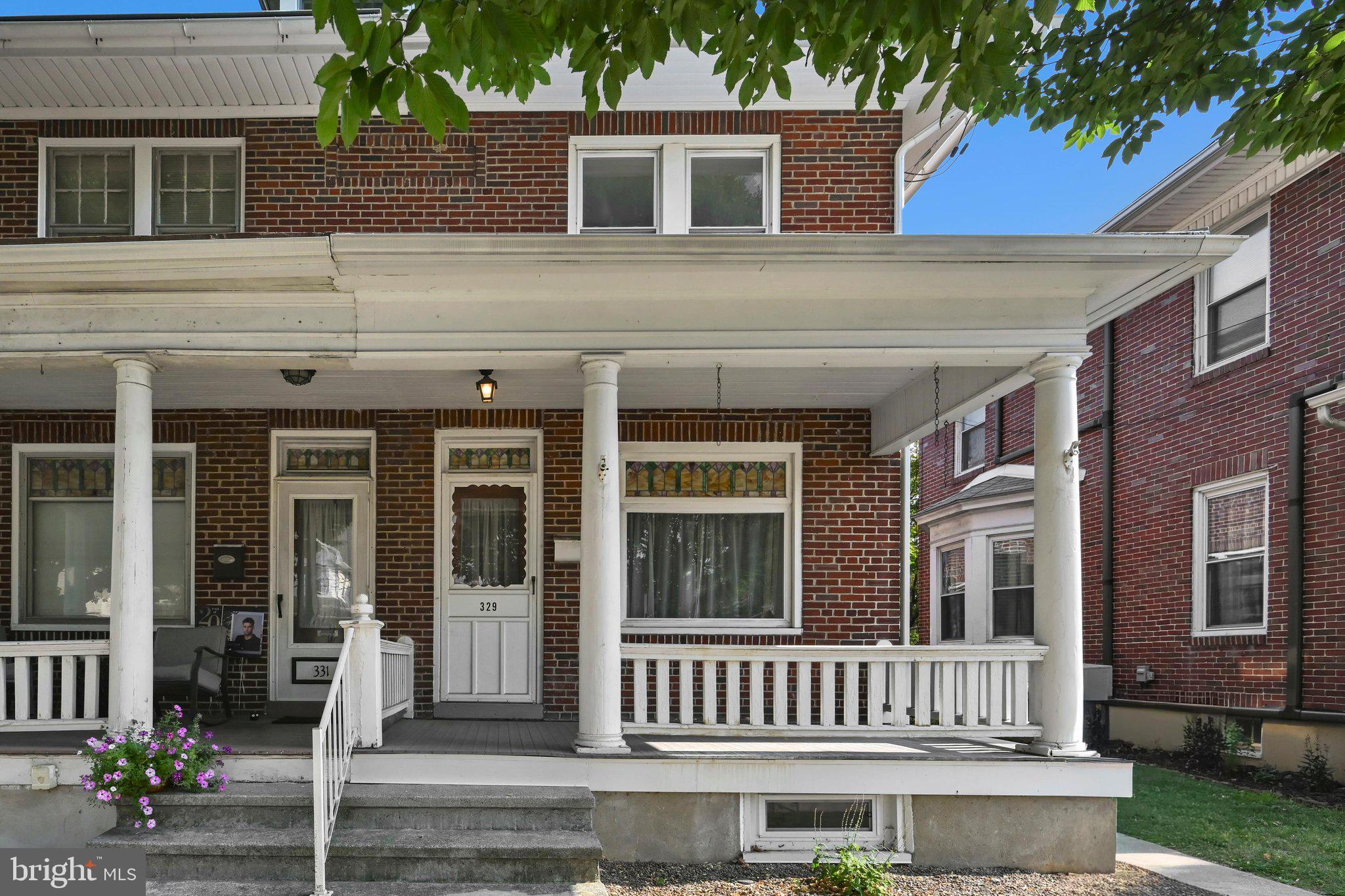 329 W Penn Ave, Robesonia, PA 19551 photo