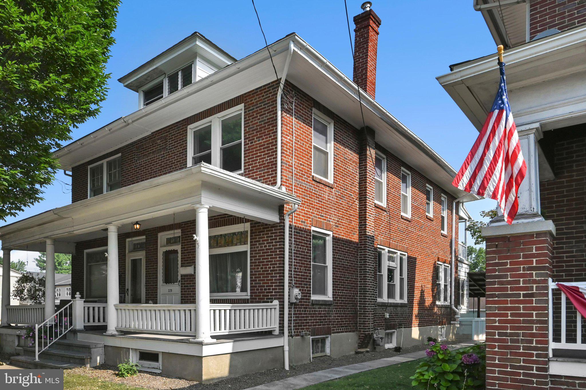 329 W Penn Ave, Robesonia, PA 19551 photo