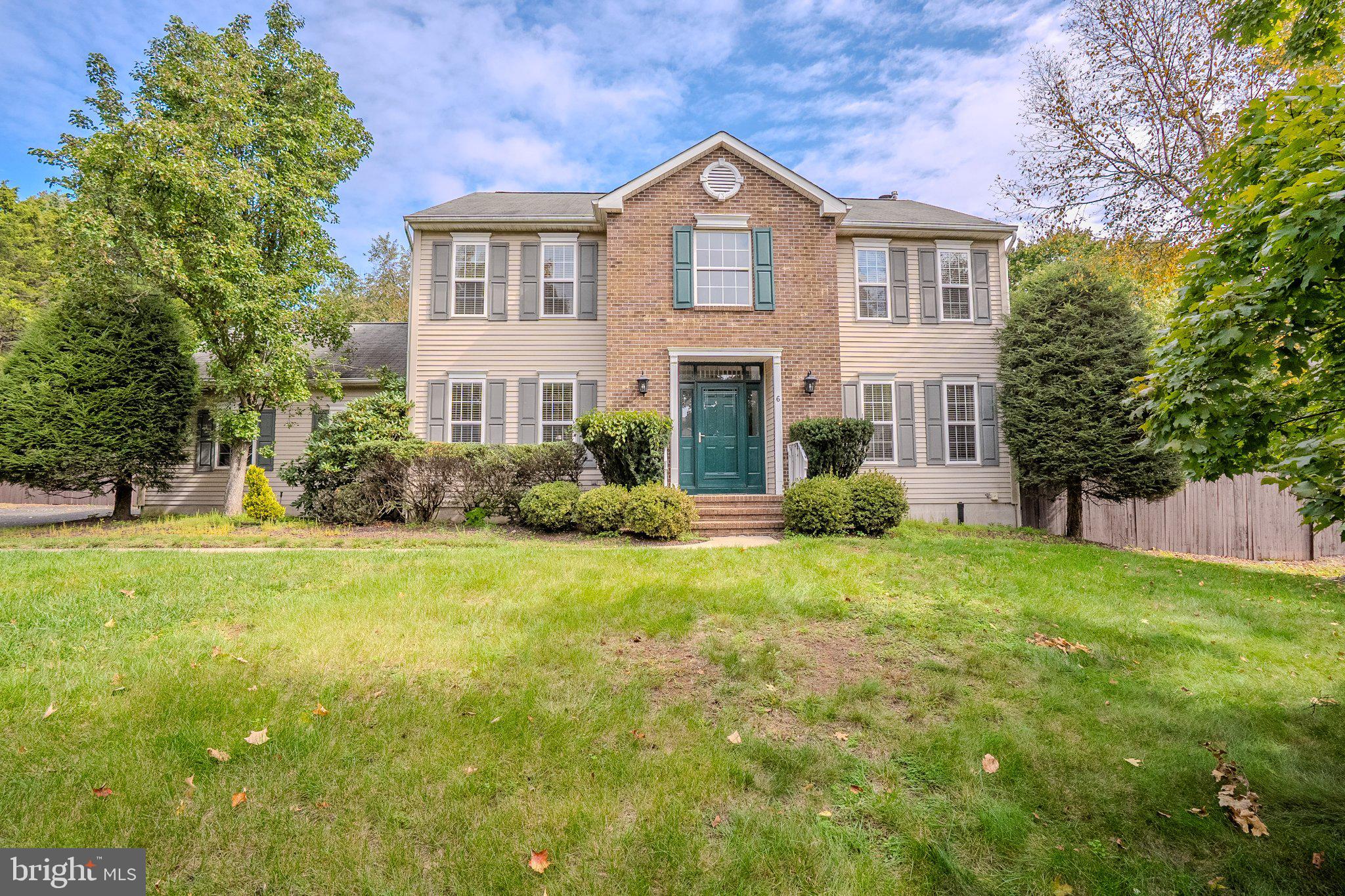 6 Fountain Dr, Somerset, NJ 08873 photo