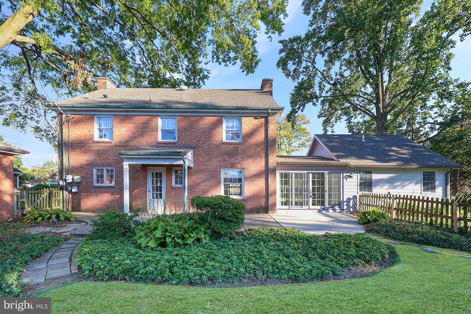 715 Carol St, New Cumberland, PA 17070 photo