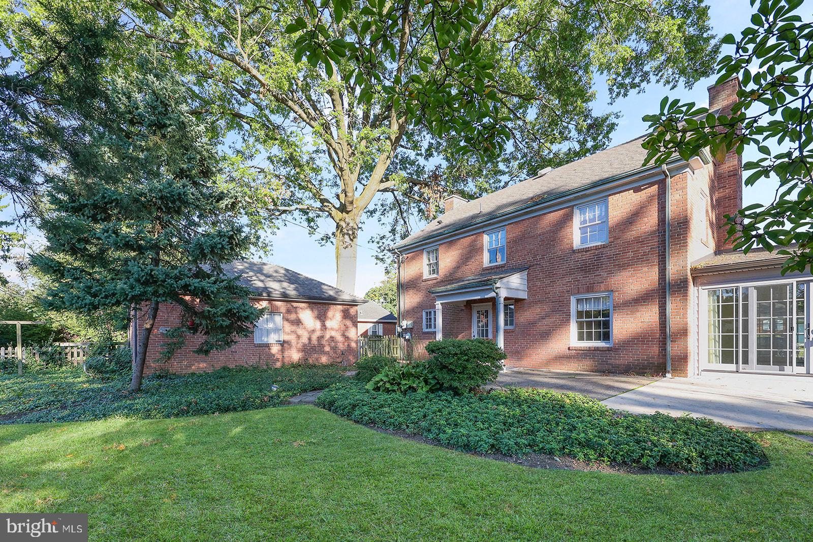 715 Carol St, New Cumberland, PA 17070 photo