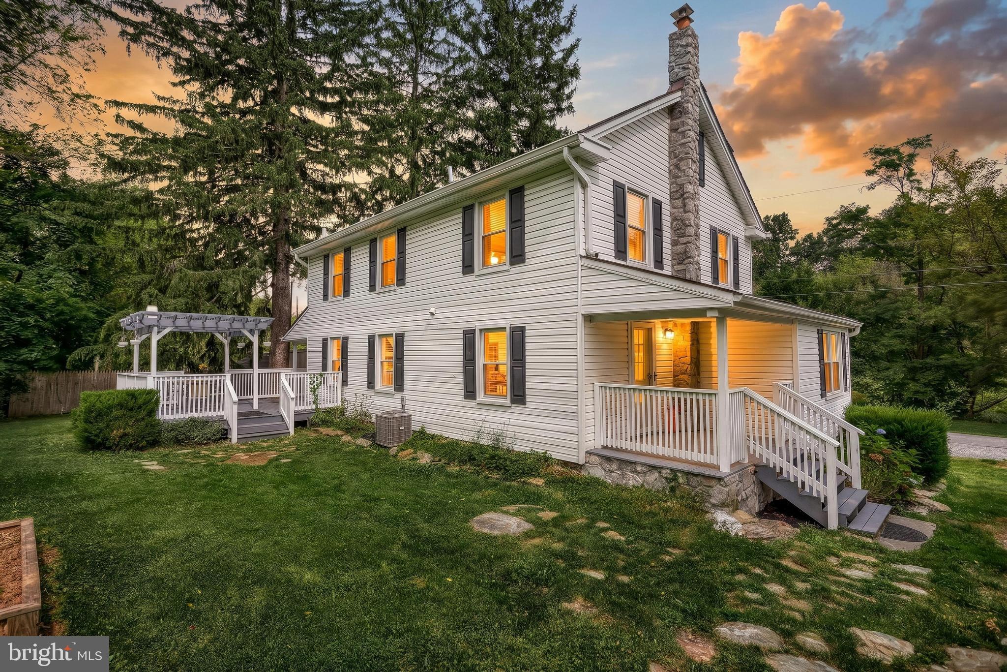 380 Fruitlyn Dr, Dallastown, PA 17313