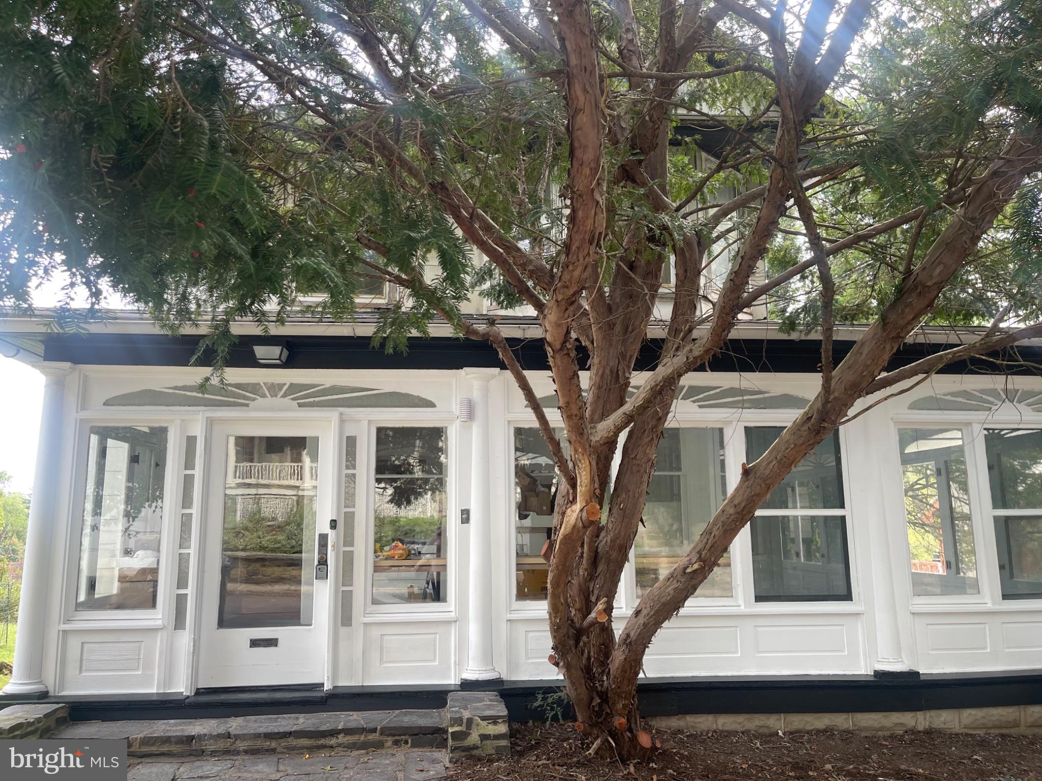 140 Walnut St, Sellersville, PA 18960
