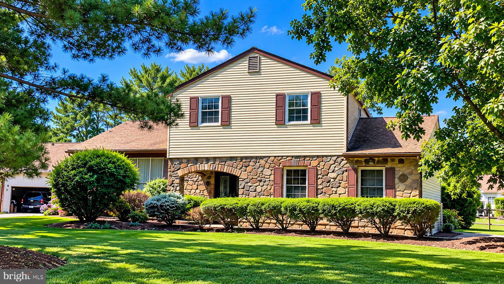 7 Carmelita Dr, Richboro, PA 18954