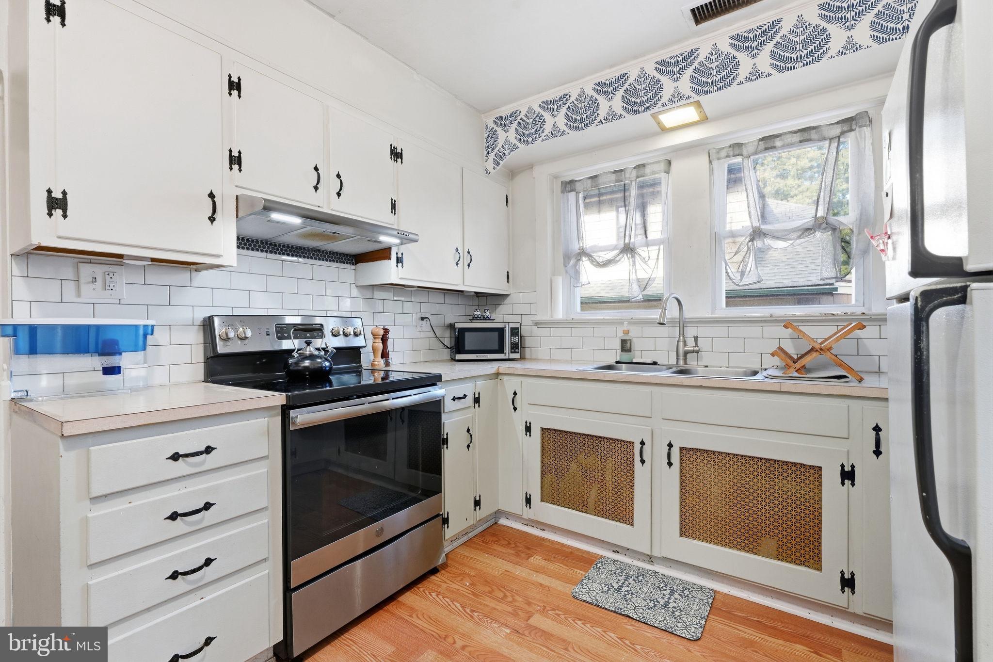 120 Fairview Ave, Chalfont, PA 18914 photo