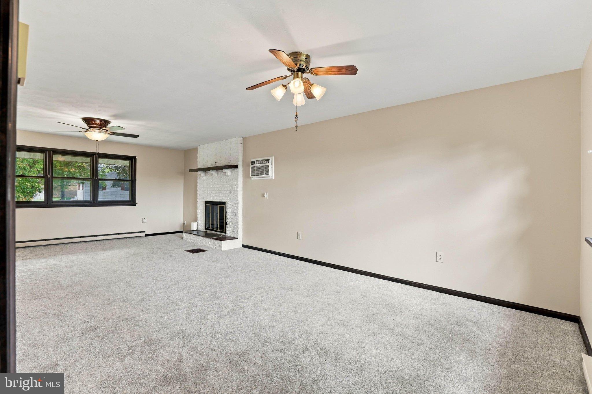 2960 Orchard Ln, Middletown, PA 17057 photo