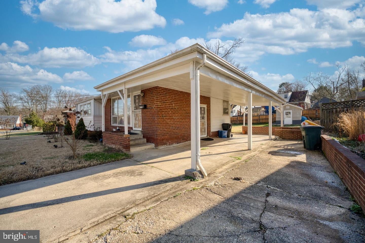 6453 Fairborn Ter, Hyattsville, MD 20784 photo