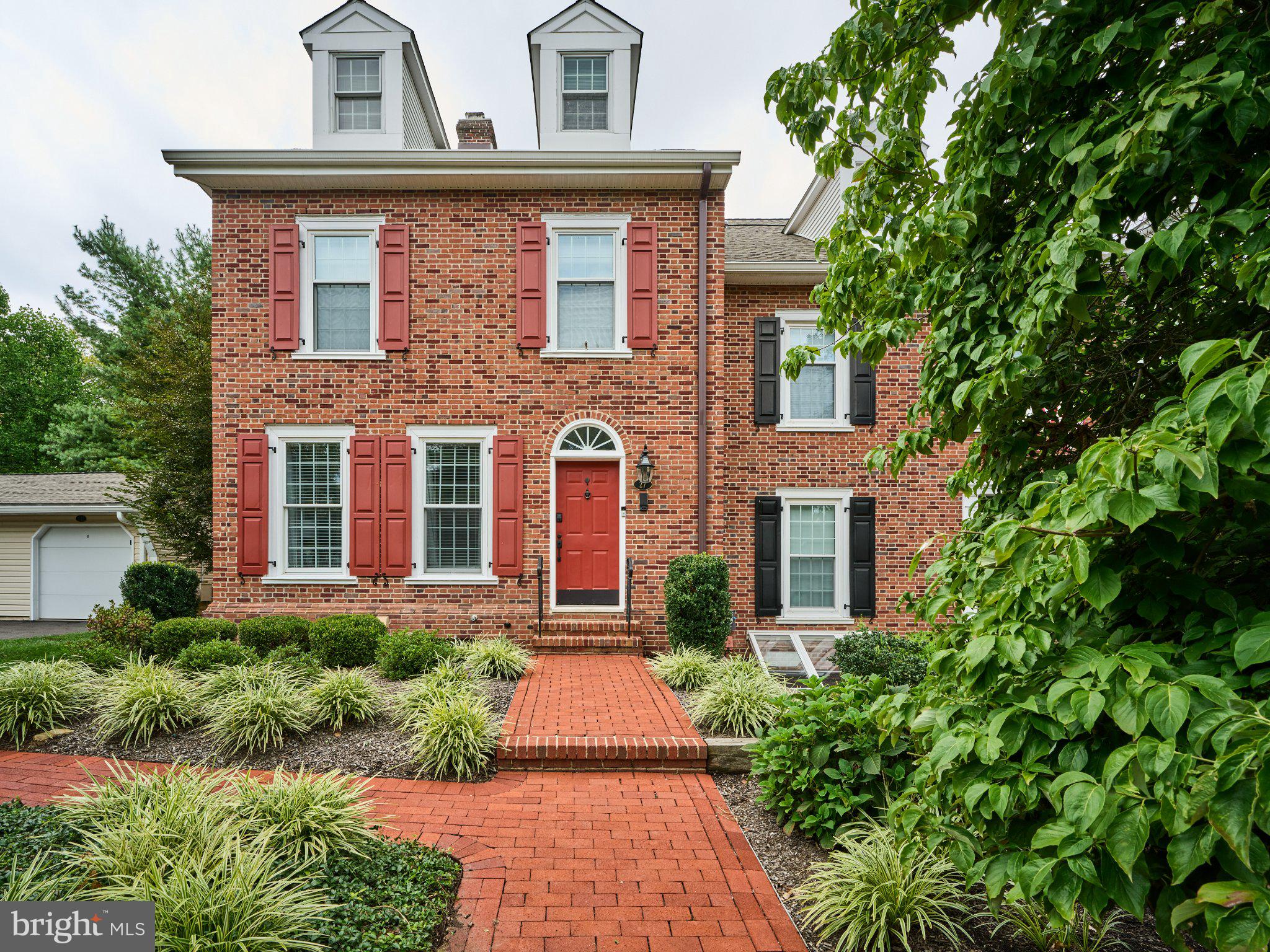 27 Sentinel Rd, Washington Crossing, PA 18977