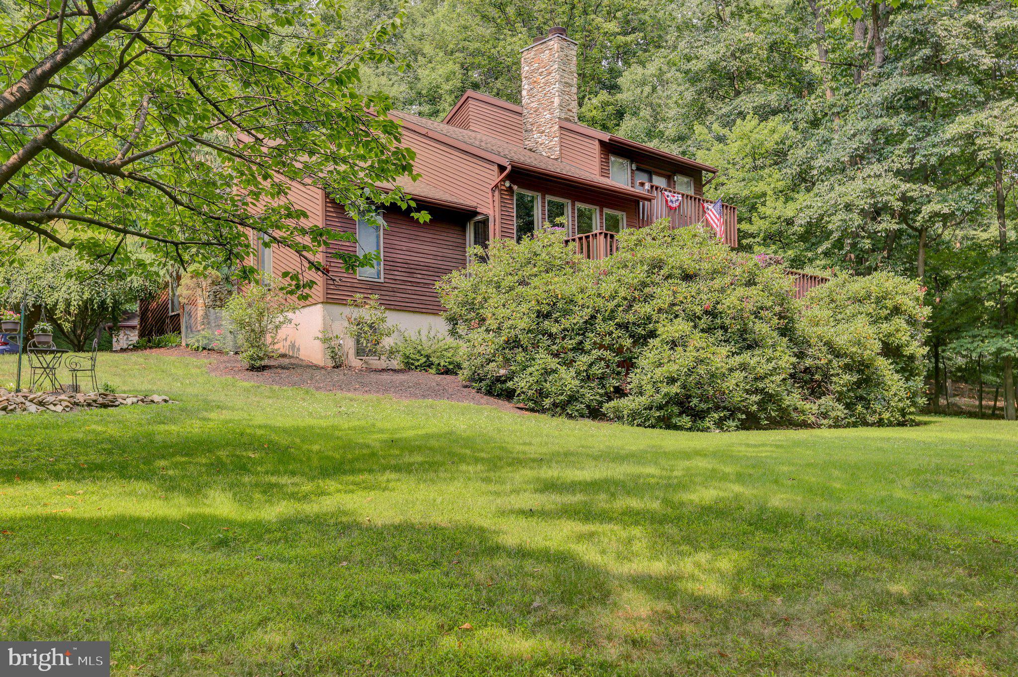814 Holly Ln, Lebanon, PA 17042