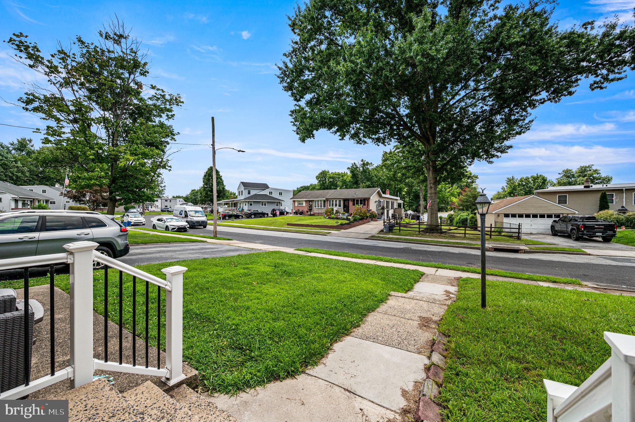 622 E Winona Ave, Norwood, PA 19074 photo