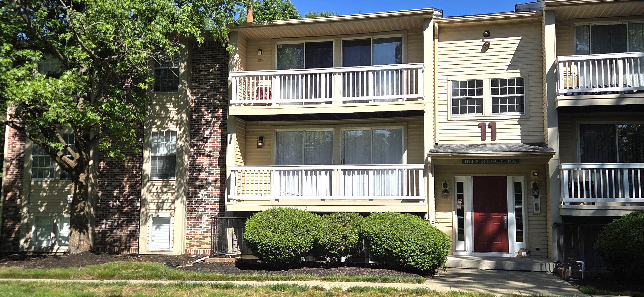 121 Kenwood Dr, Sicklerville, NJ 08081 photo