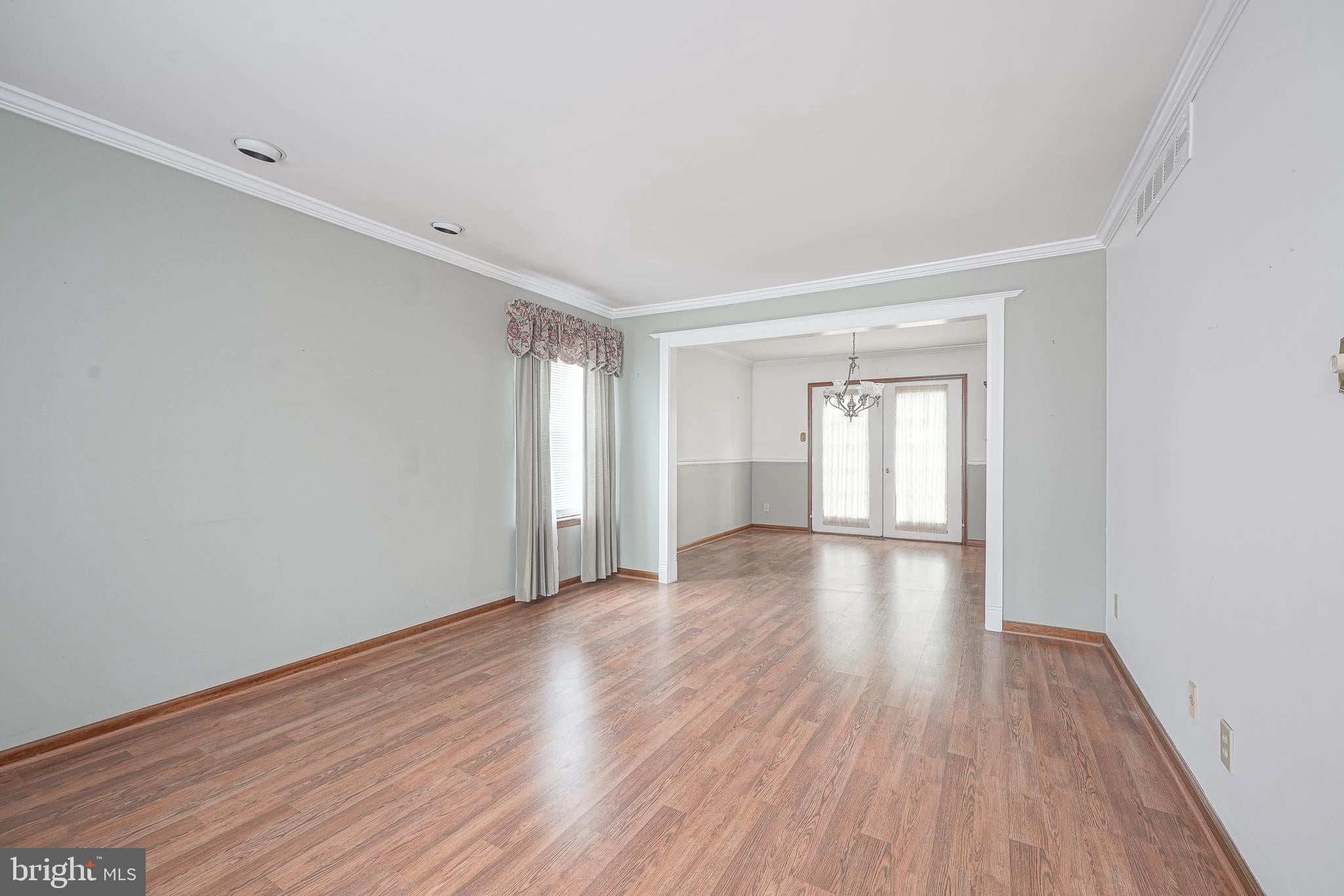 309 Dundee Dr, Williamstown, NJ 08094 photo