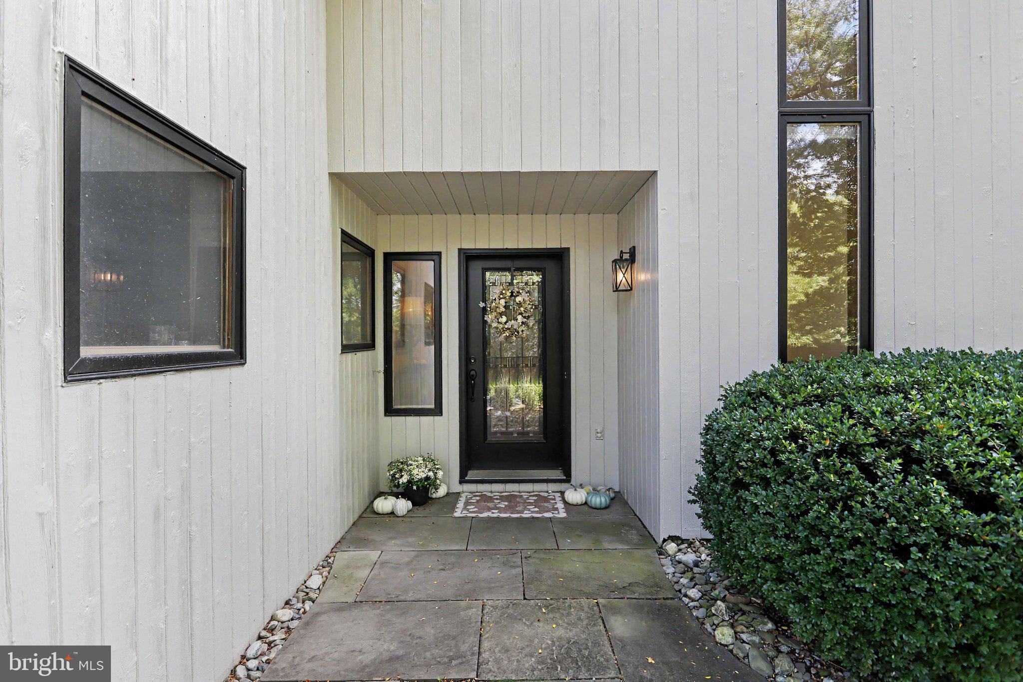 524 Saw Mill Rd, Mechanicsburg, PA 17055 photo