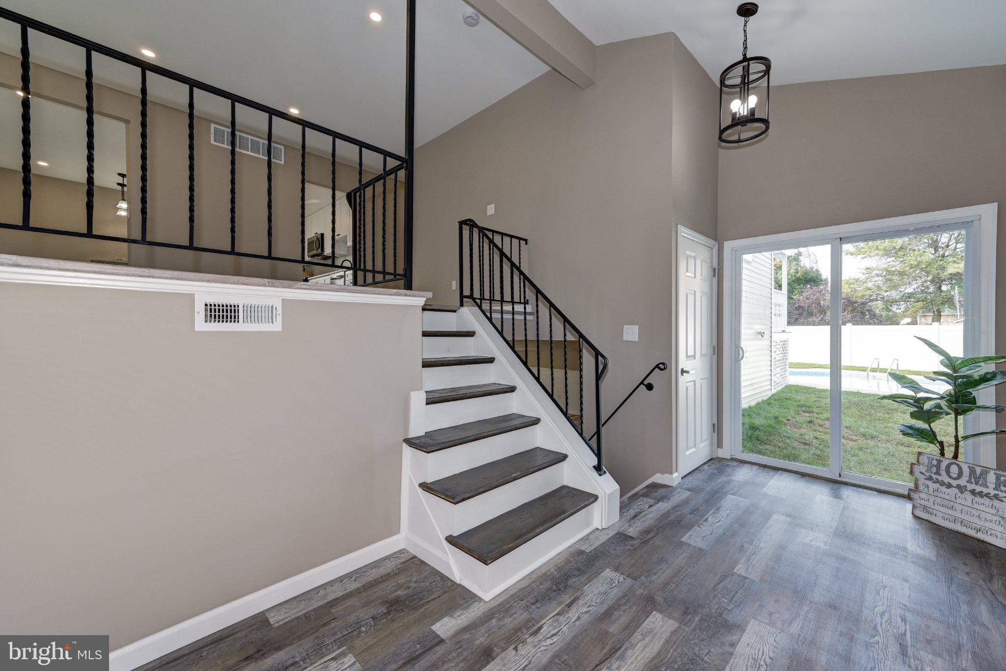 13 Kingsbridge Dr, Burlington, NJ 08016 photo