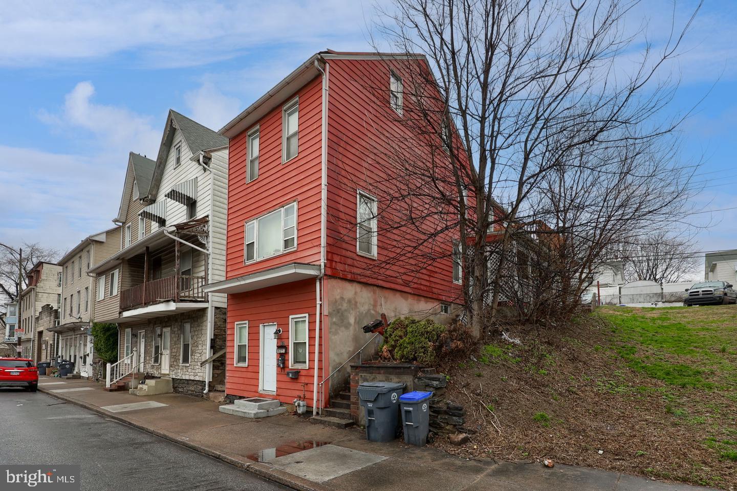 517 N Front St, Steelton, PA 17113 photo