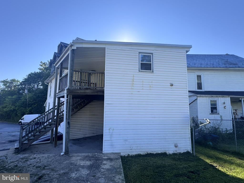 106 S Main St, Yoe, PA 17313 photo