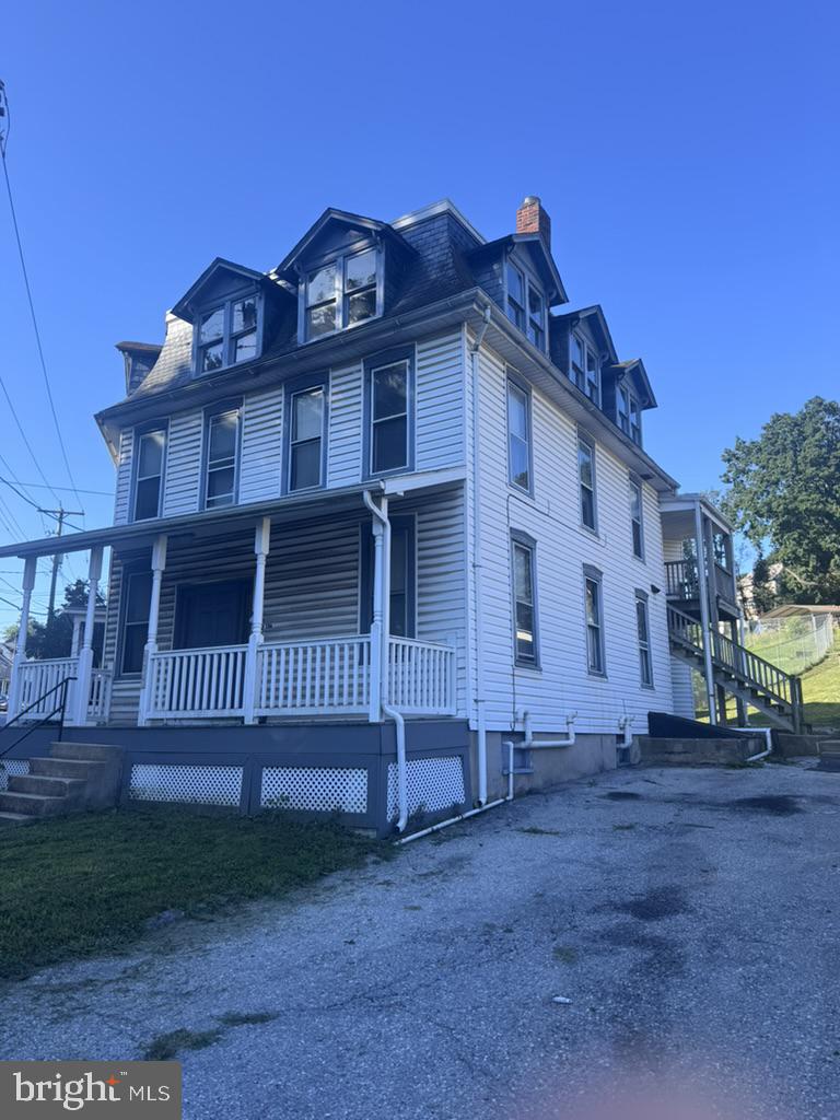 106 S Main St, Yoe, PA 17313 photo