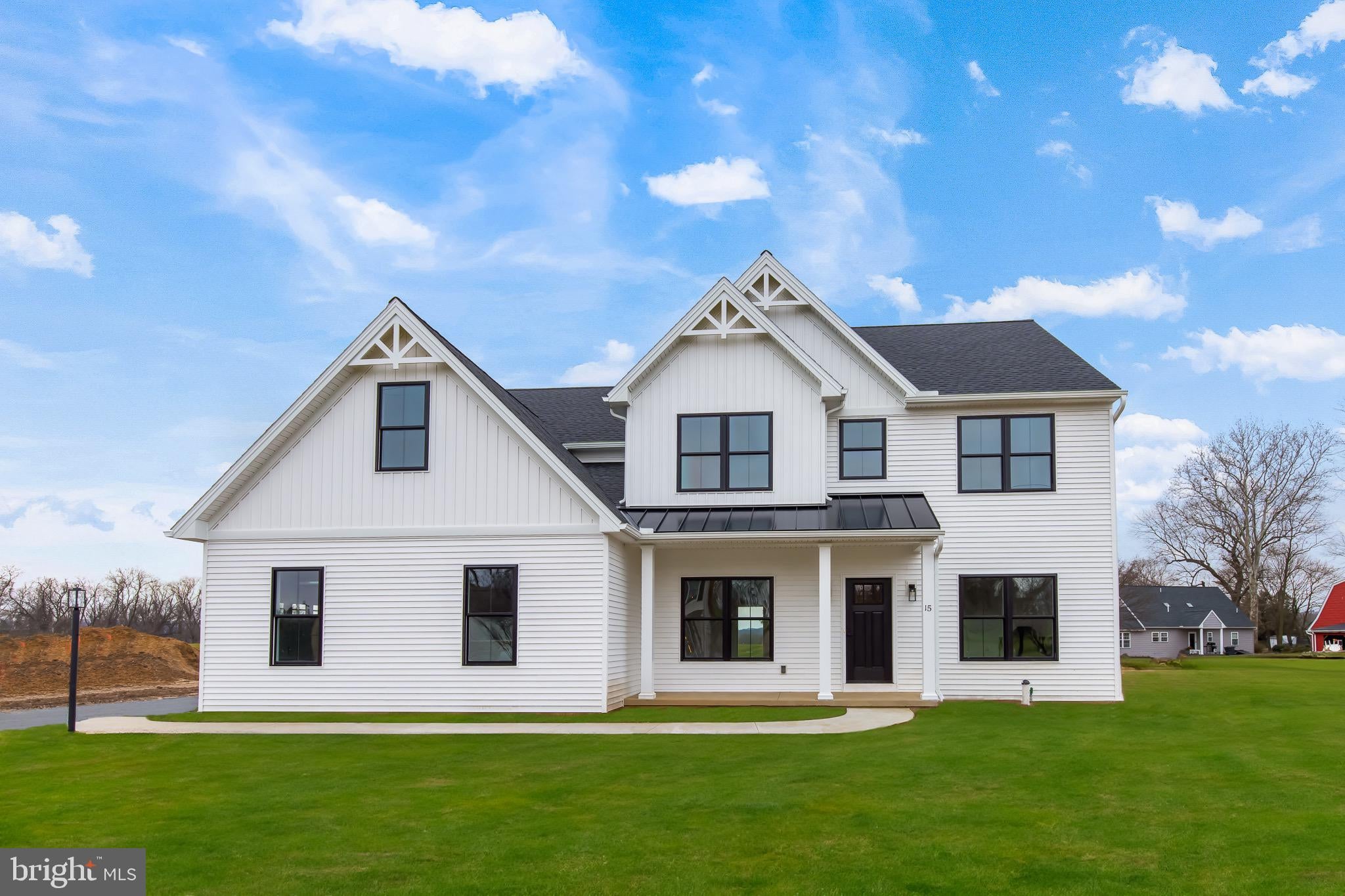 2328 Rockvale Rd, Lancaster, PA 17602