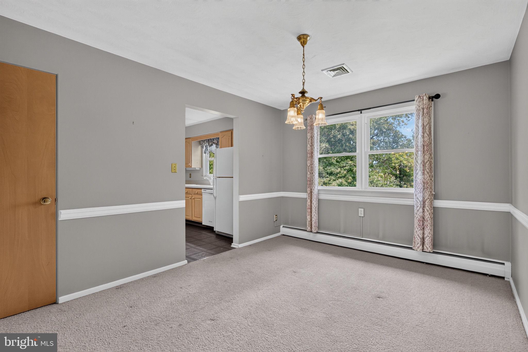 4287 Webster Dr, York, PA 17402 photo