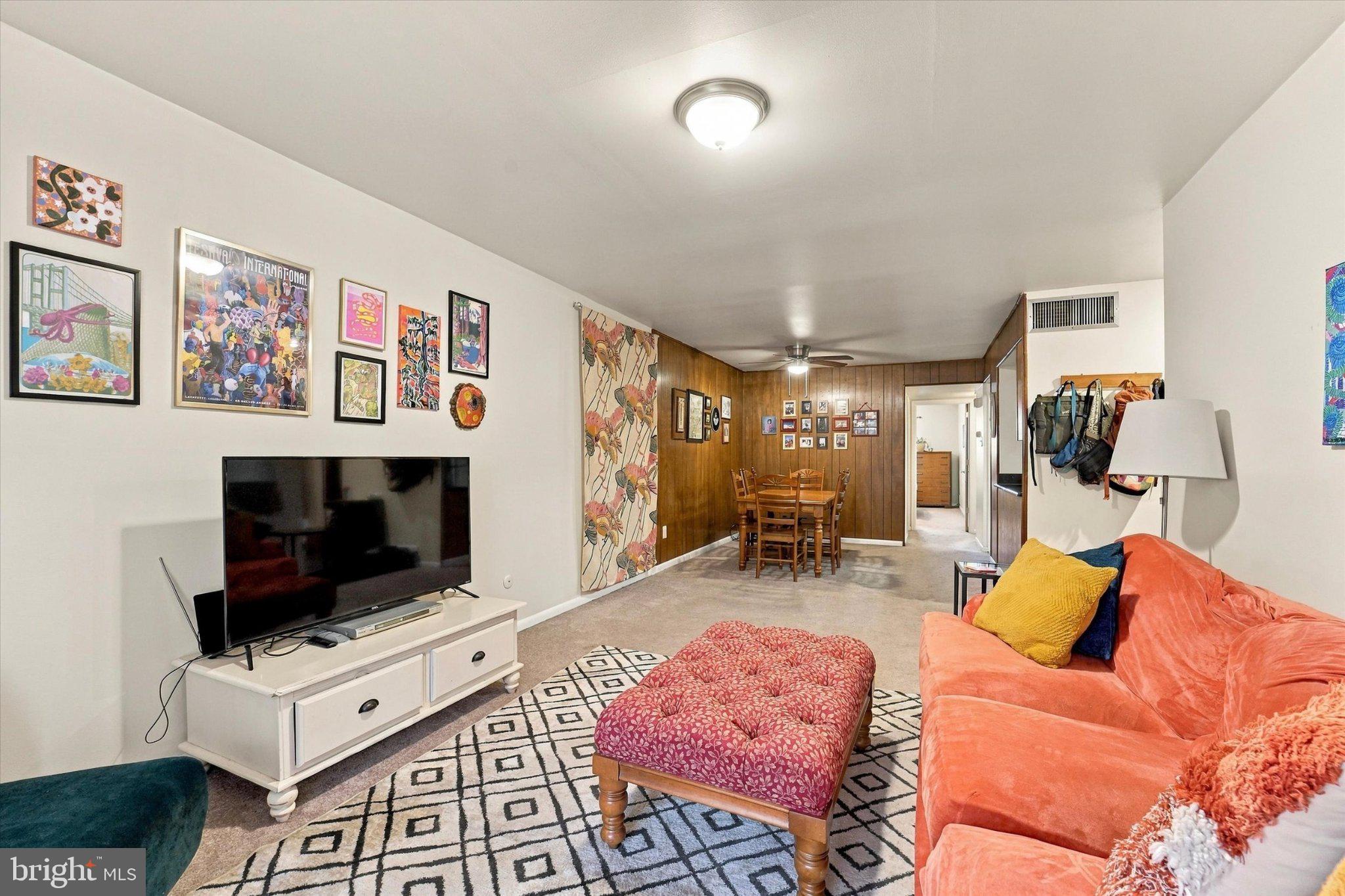 316 Hermit St, Philadelphia, PA 19128 photo