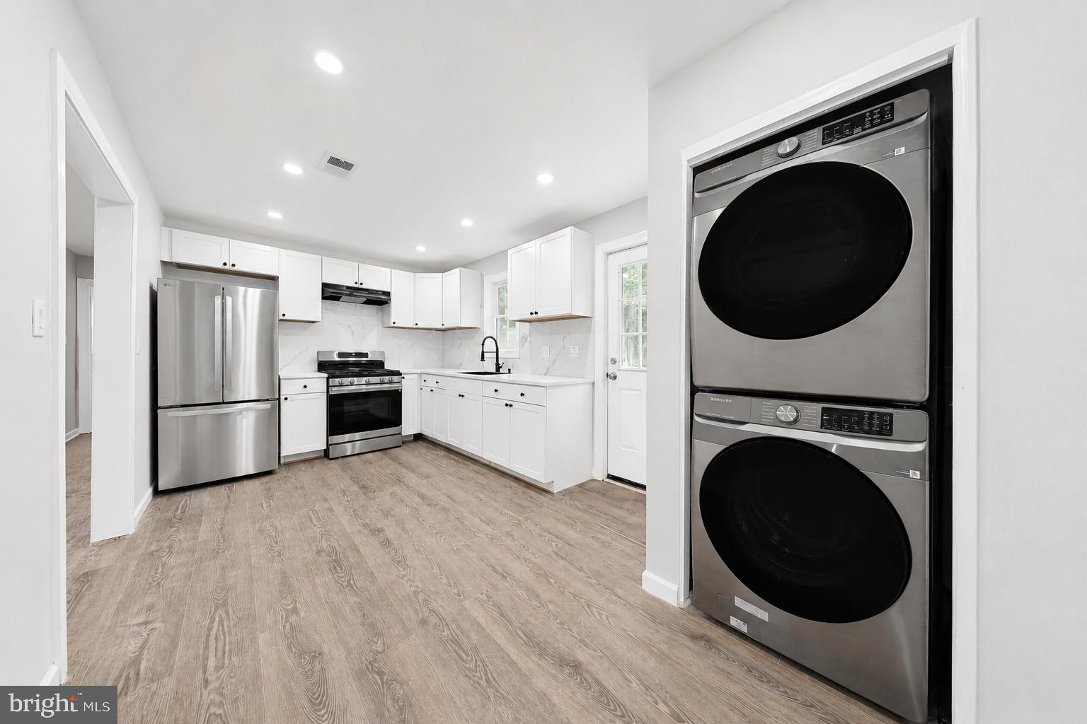 8101 Red Fern Dr, Port Norris, NJ 08349 photo