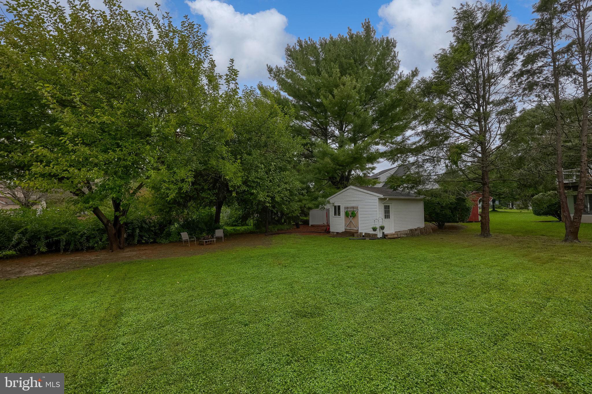 1504 Mcfarland Dr, Landisville, PA 17538 photo