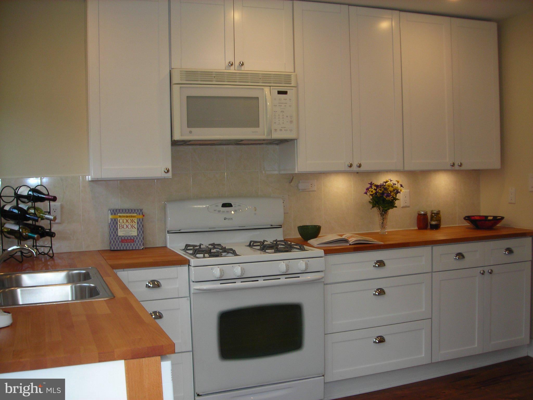 1607 Potomac Ave, Baltimore, MD 21227 photo