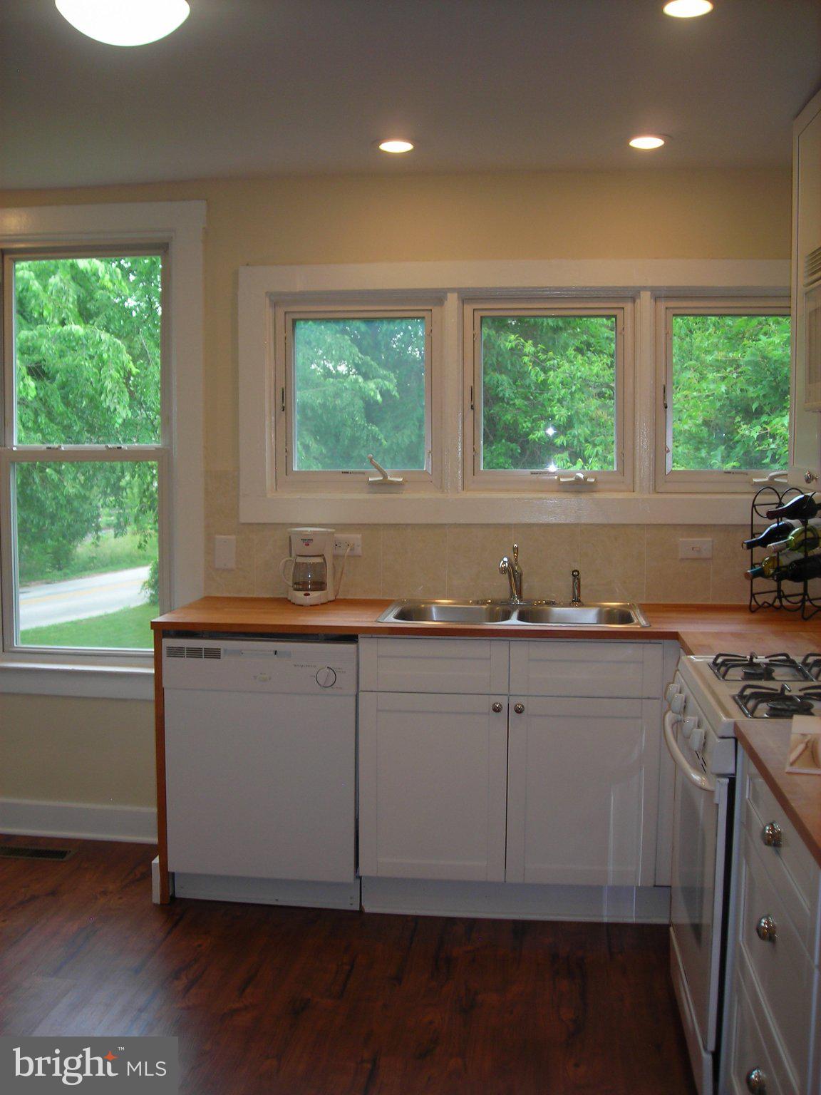 1607 Potomac Ave, Baltimore, MD 21227 photo