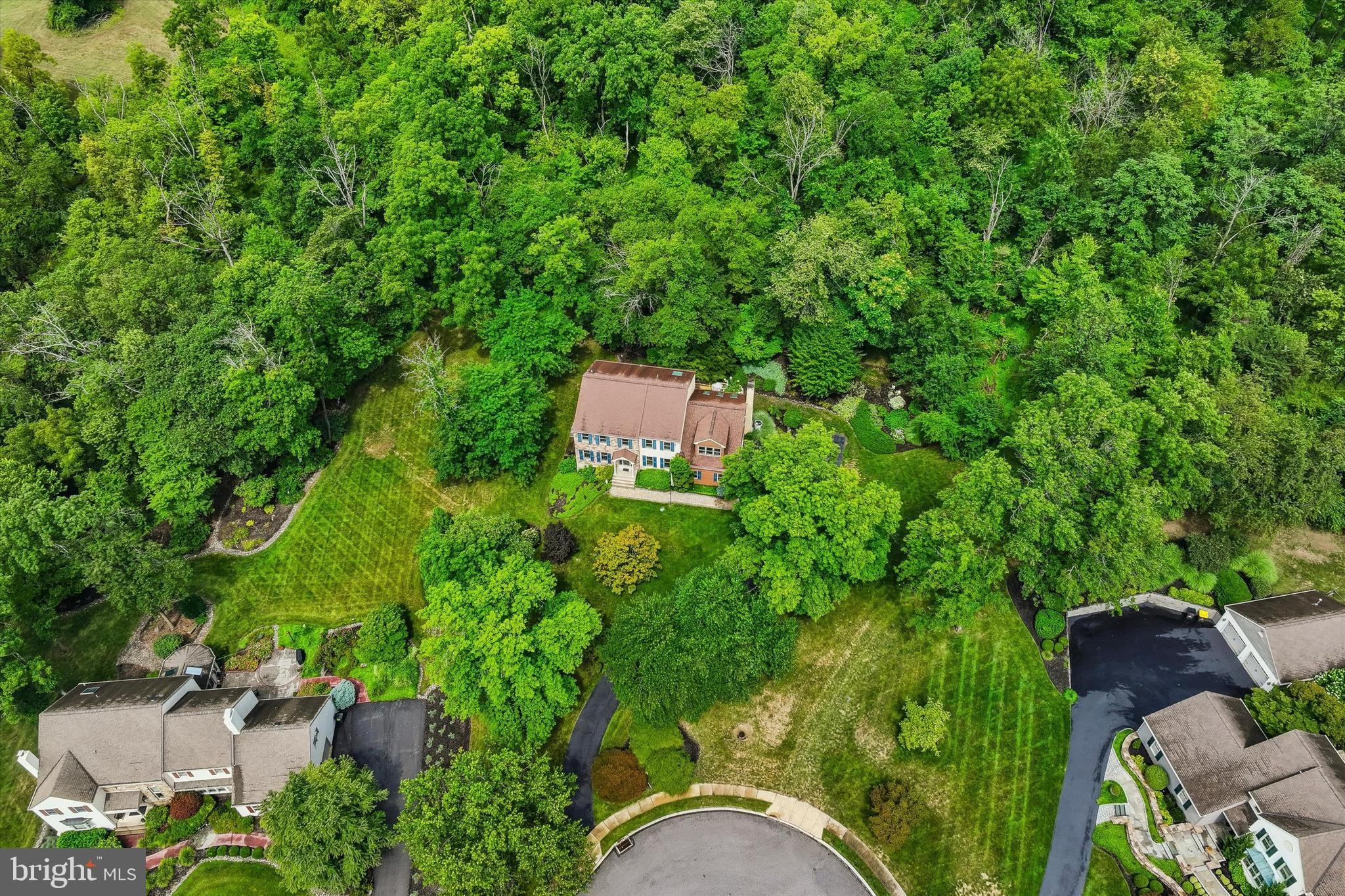 120 Summit Dr, Phoenixville, PA 19460 photo