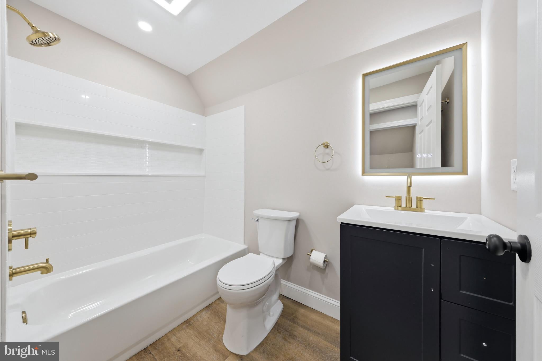 208 Peach St, Hammonton, NJ 08037 photo