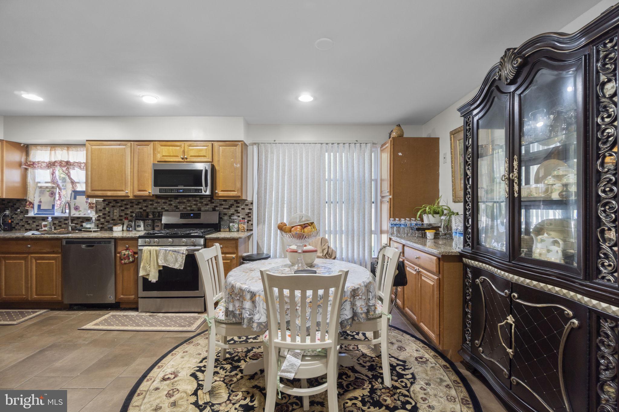202 Fox Haven Ct, Reisterstown, MD 21136 photo