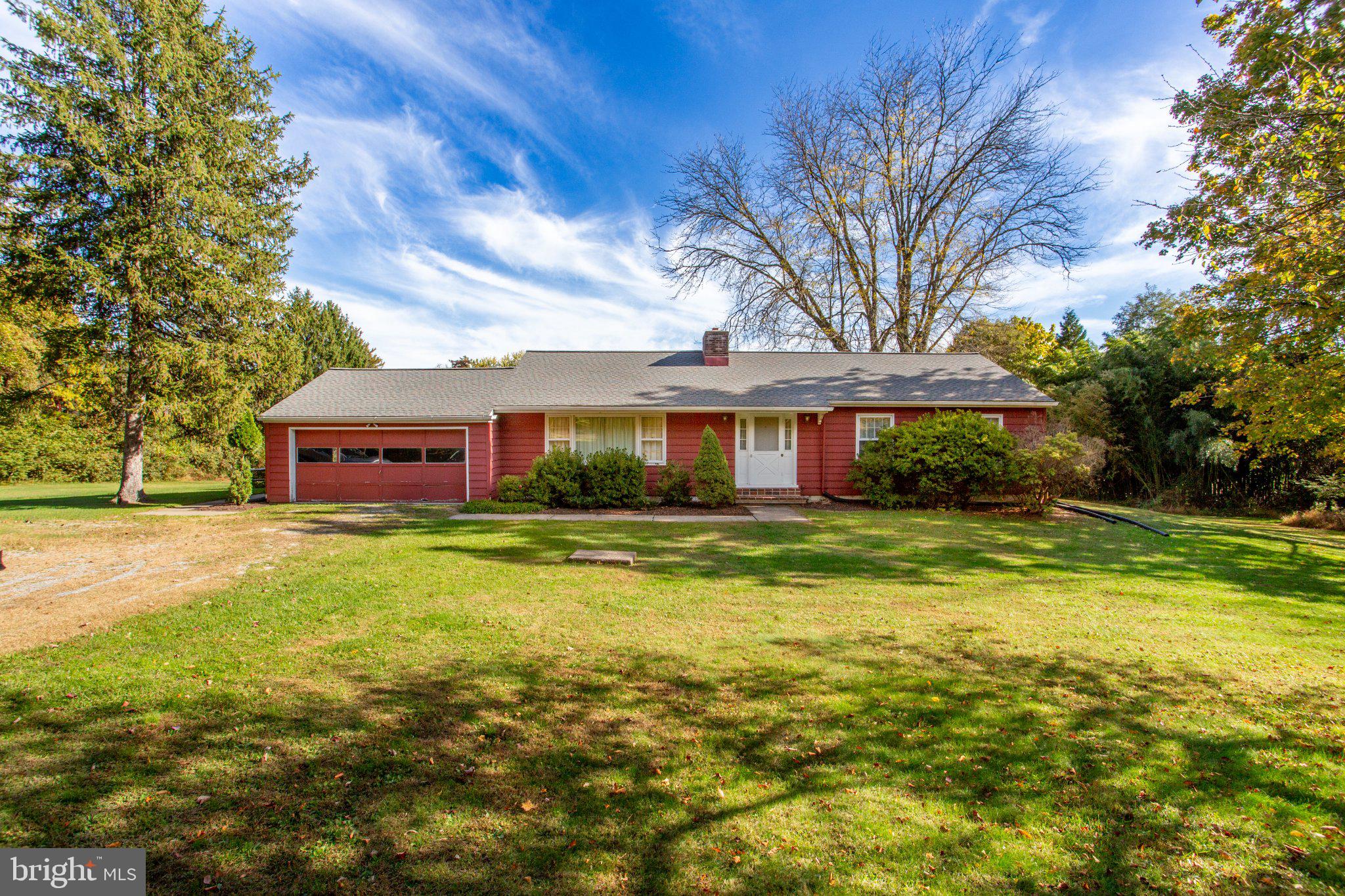 4727 Lower Mountain Rd, New Hope, PA 18938