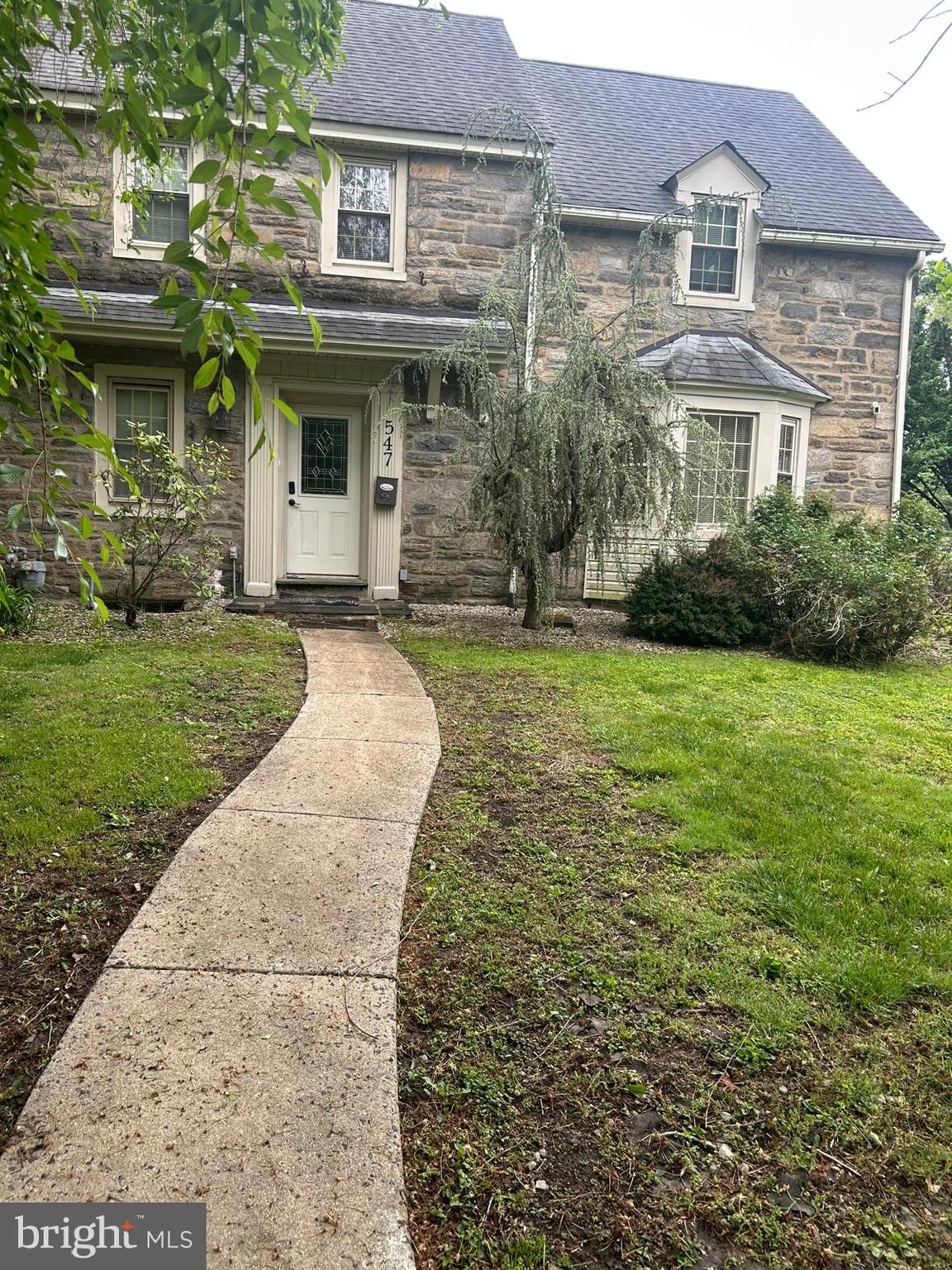 547 Baeder Rd, Jenkintown, PA 19046