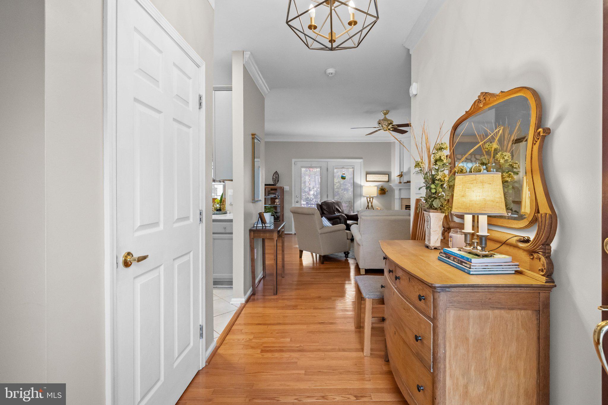 11 Tara Ln, Delran Twp, NJ 08075 photo