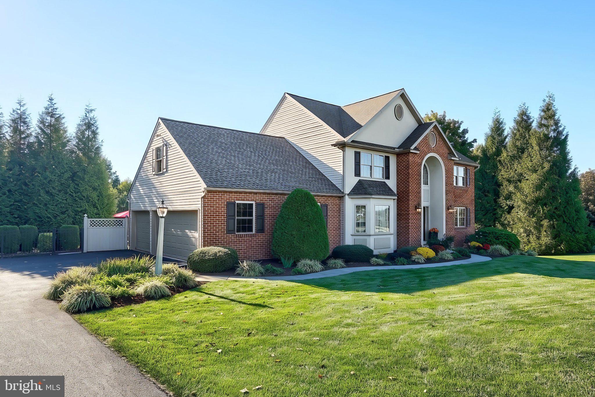 255 Wynshire Ln, Red Lion, PA 17356 photo