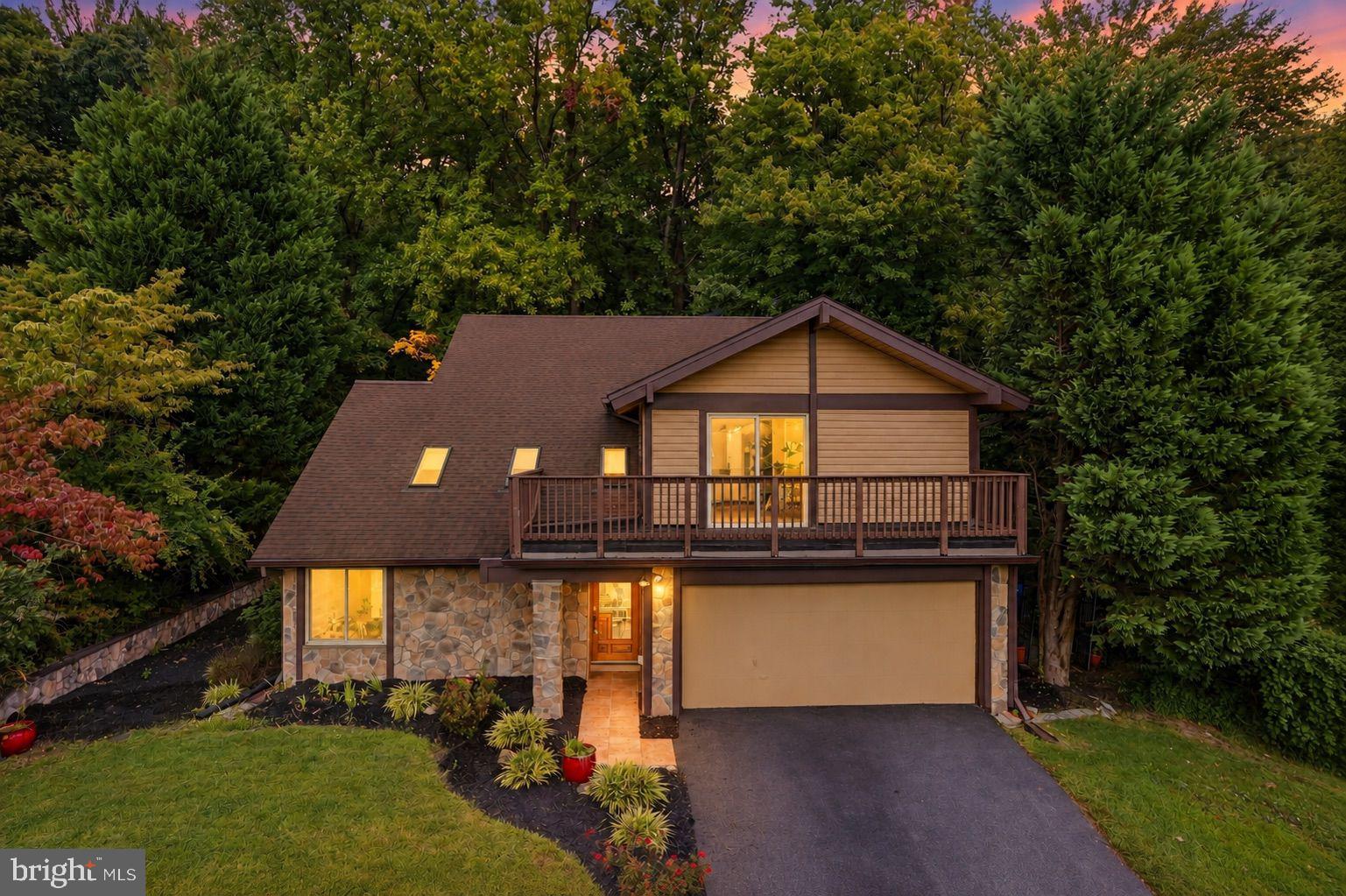7818 Mulberry Bottom Ln, Springfield, VA 22153