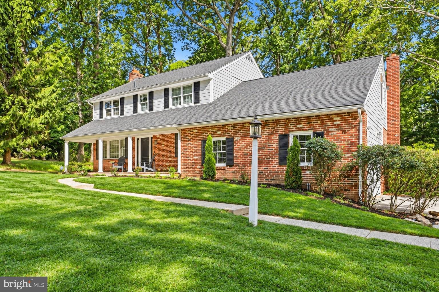 990 Stevens Ln, Wayne, PA 19087 photo