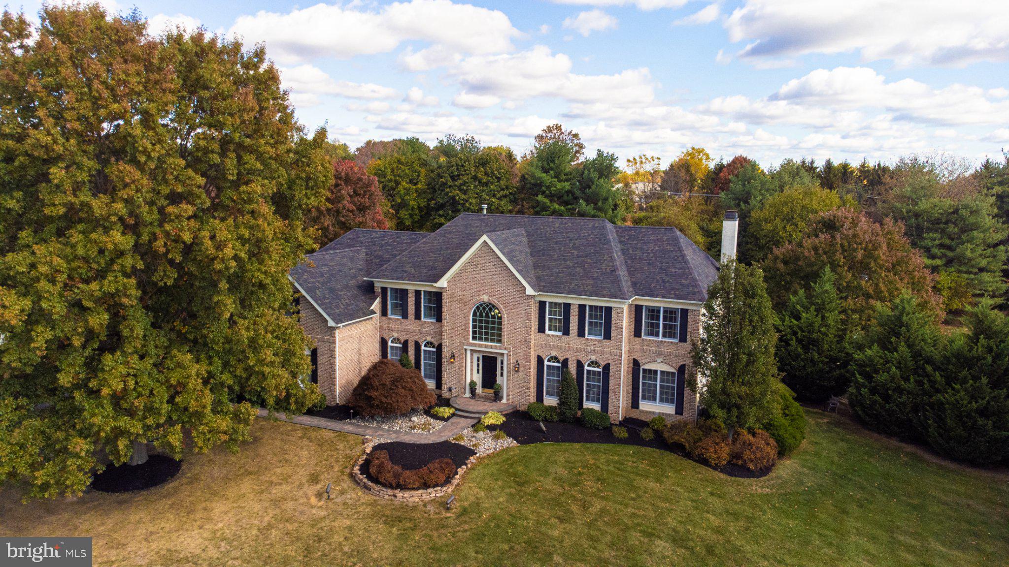 2068 Silverwood Dr, Newtown, PA 18940 photo