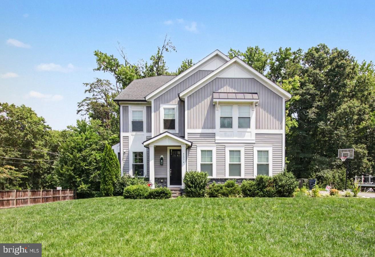 9203 Forest Haven Dr, Alexandria, VA 22309