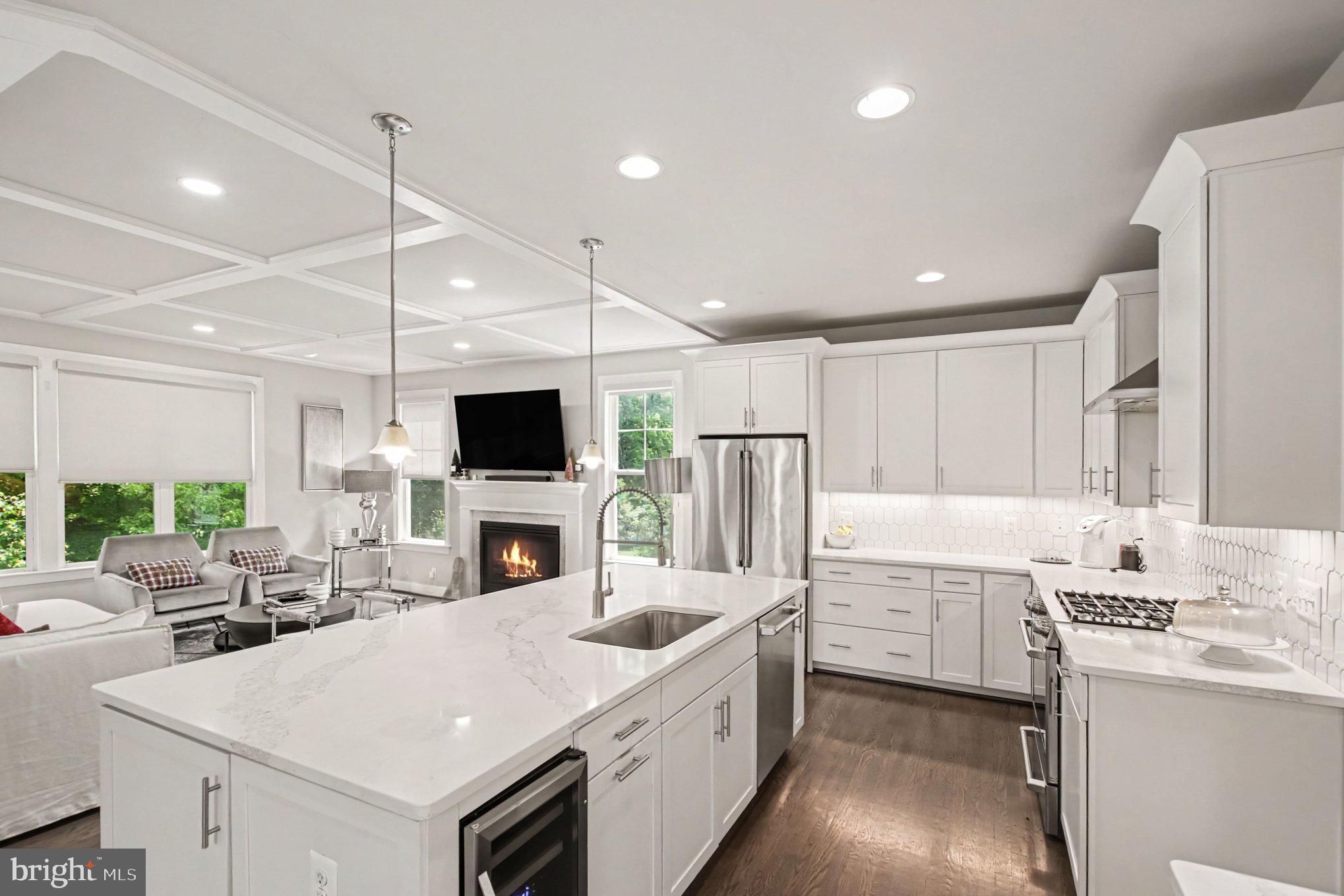 9203 Forest Haven Dr, Alexandria, VA 22309 photo