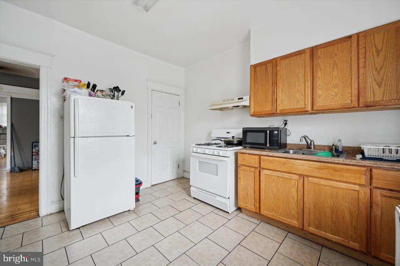 5351 Morse St, Philadelphia, PA 19131 photo