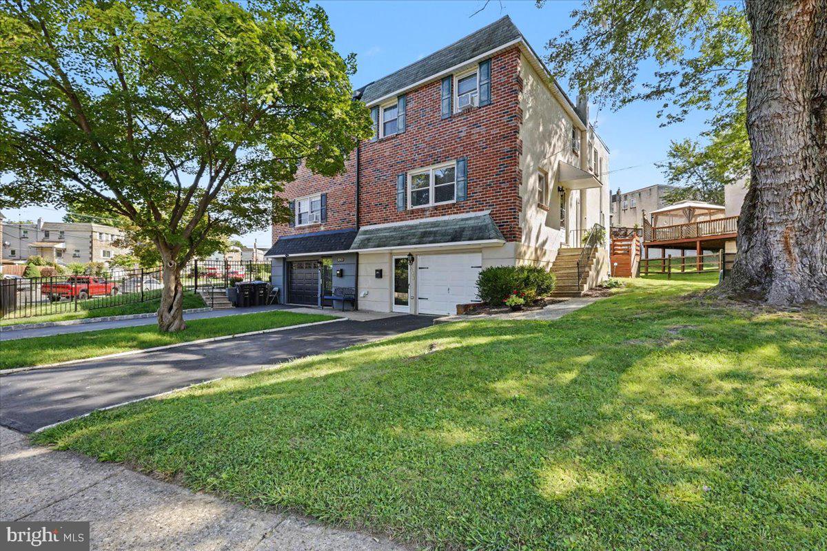 603 Linda Ln, Norristown, PA 19401 photo