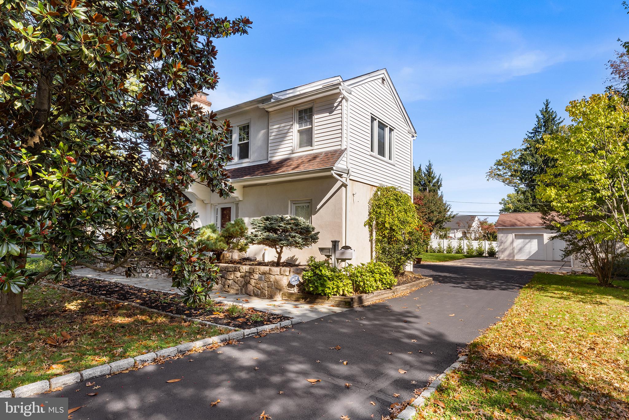 1633 Sheridan Ln, West Norriton, PA 19403 photo