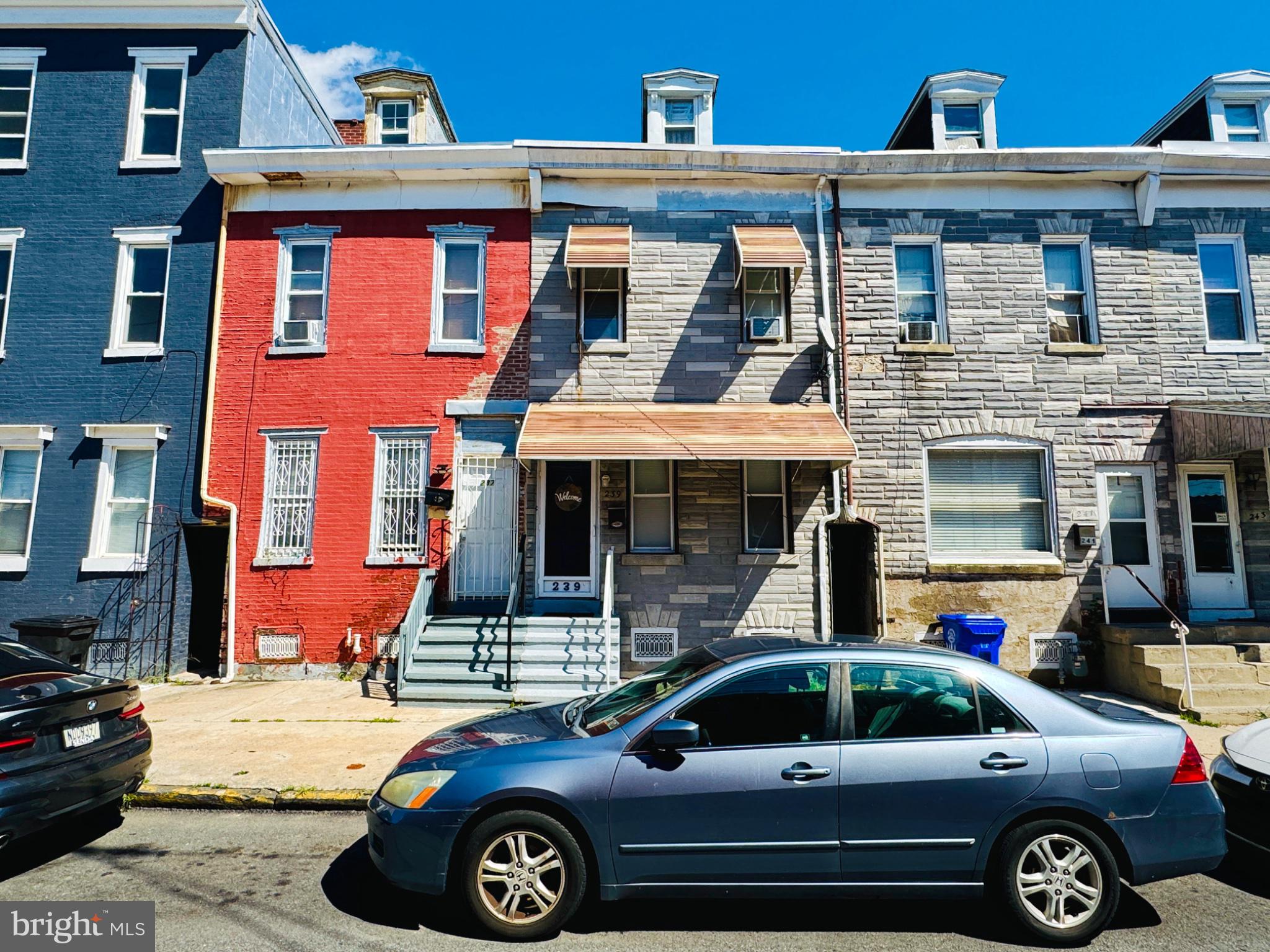 239 Pearl St, Reading, PA 19602