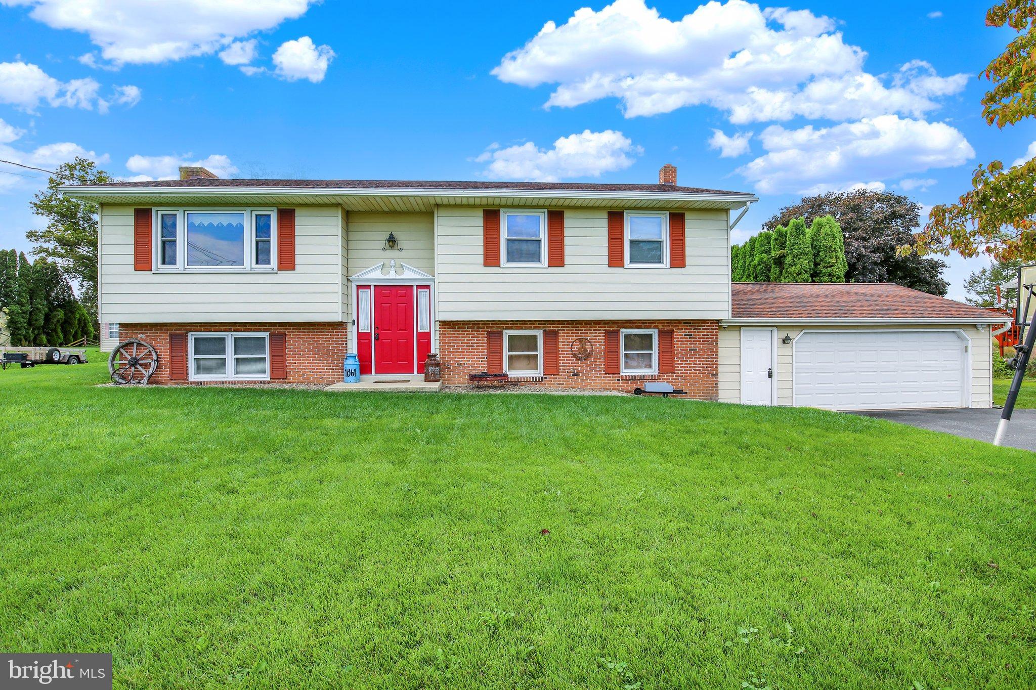 1861 Hauenstein Rd, Elizabethtown, PA 17022