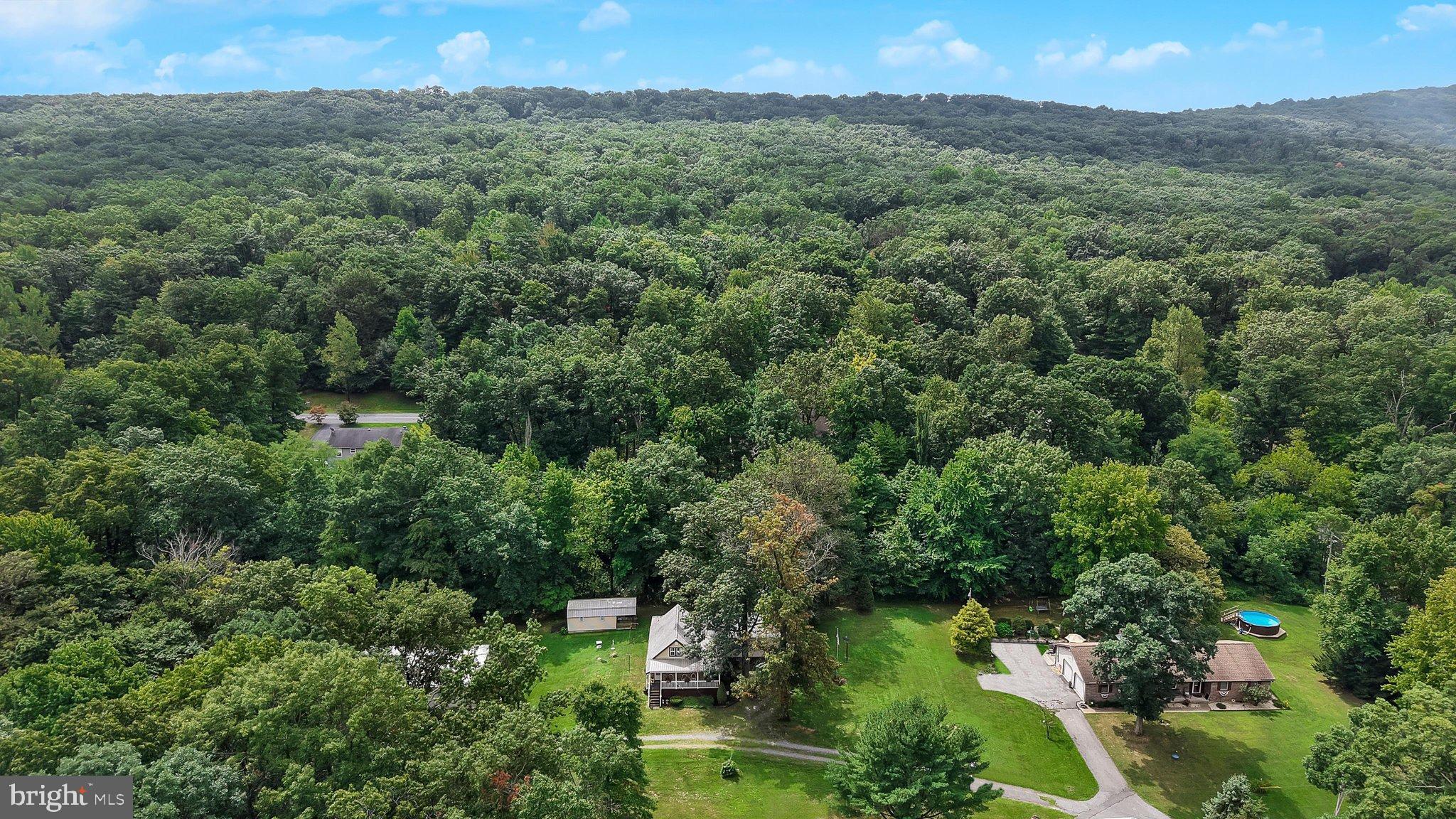 6 Ryeland Ln, Robesonia, PA 19551