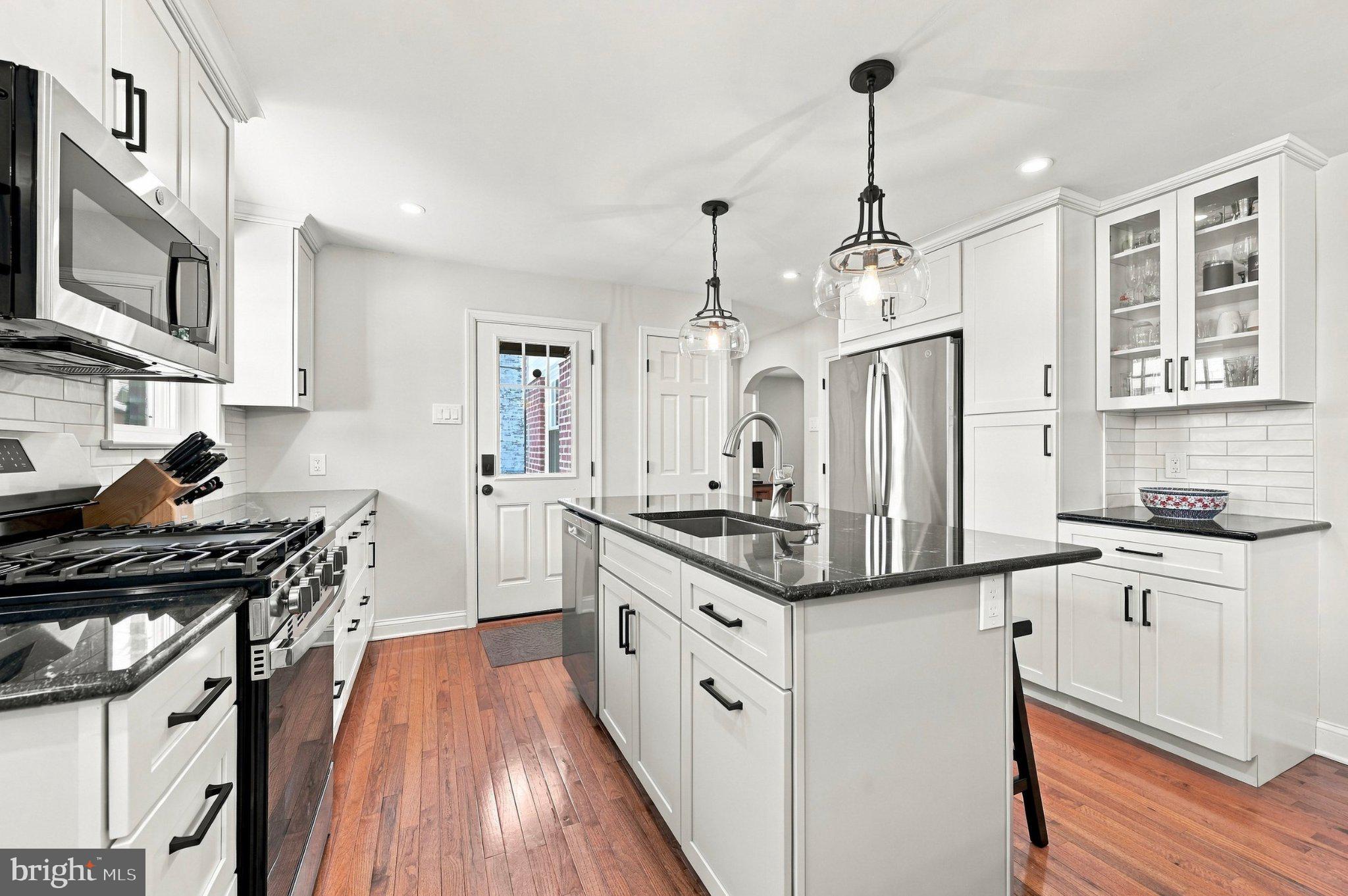 11 Barleycone Ln, Bryn Mawr, PA 19010 photo