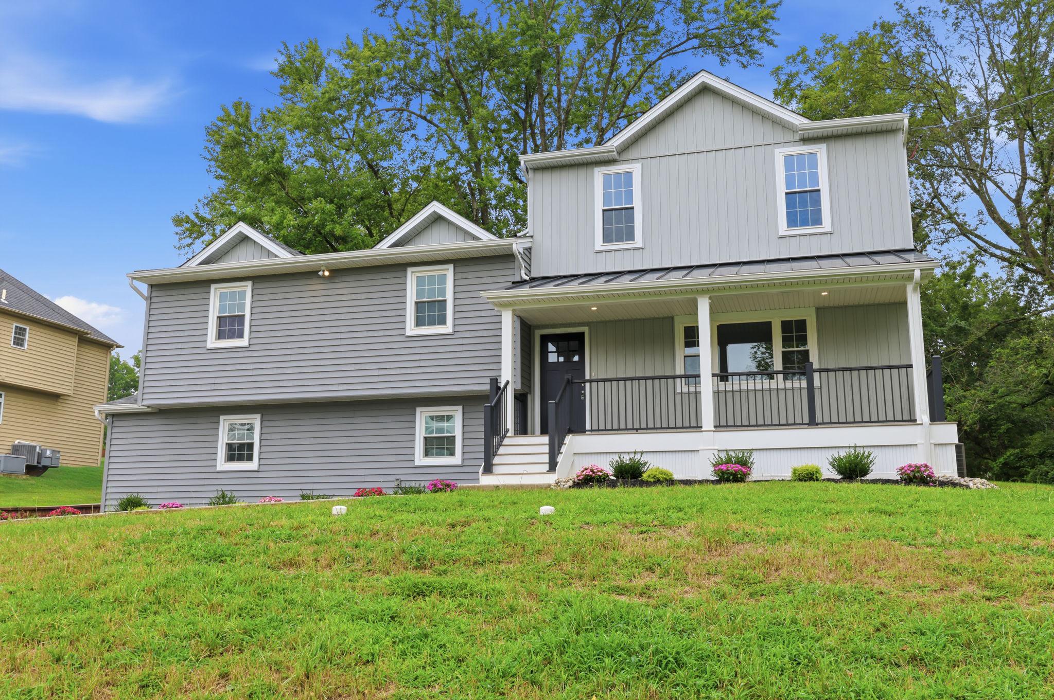886 Sackettsford, Ivyland, PA 18974 photo