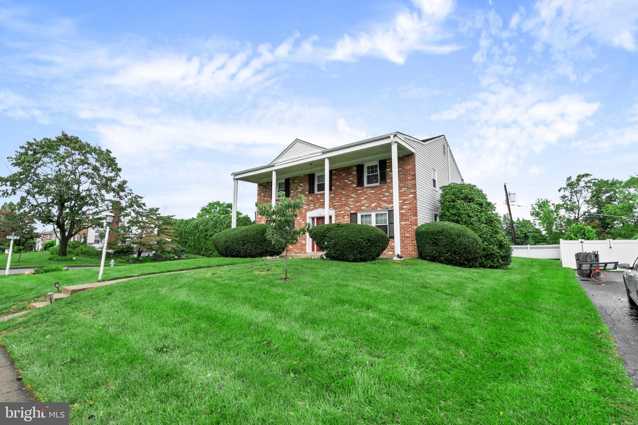 1705 Sue Ellen Dr, Havertown, PA 19083 photo